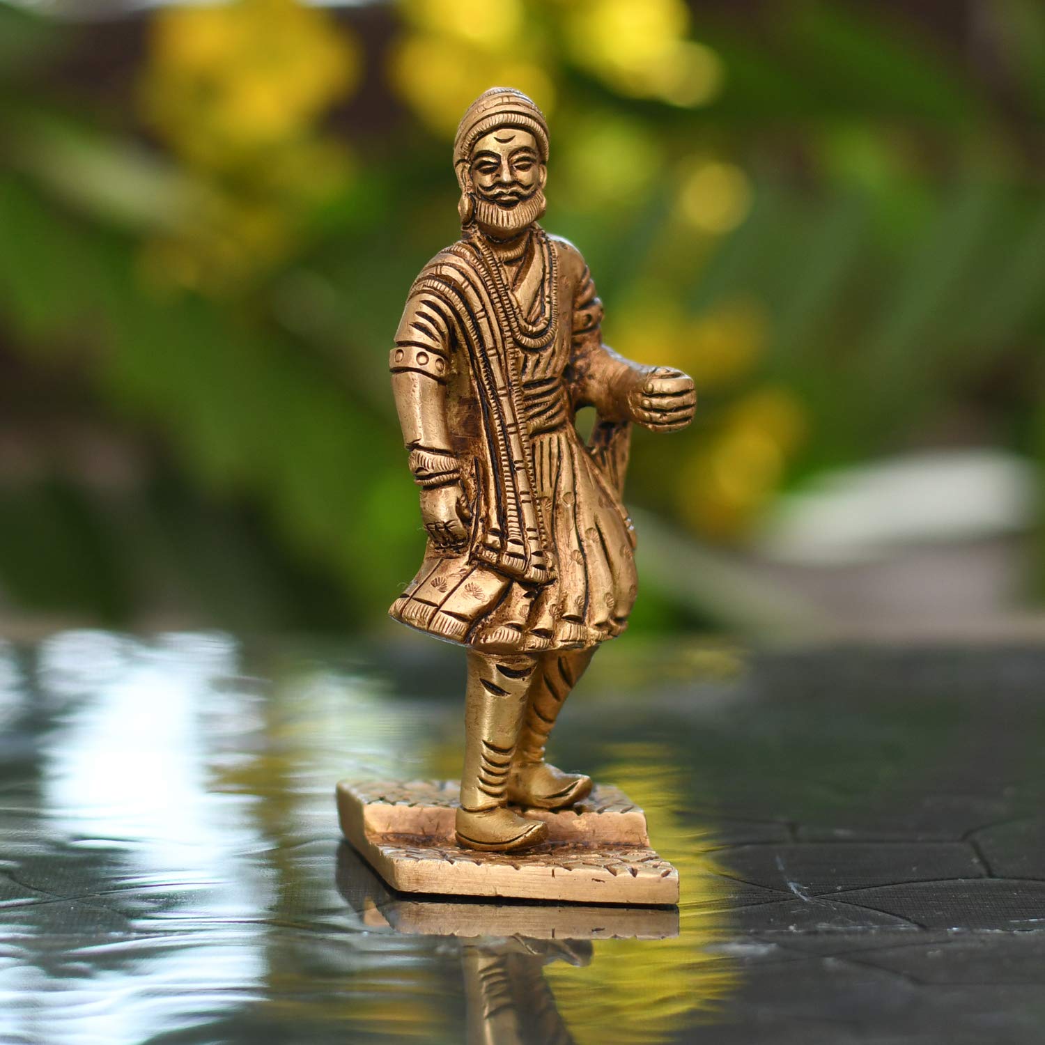 Brass Chhatrapati Shivaji Maharaj Statue in Golden Color