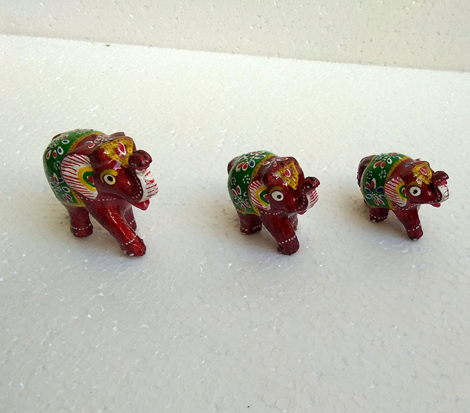 Family of Elephant Metal Statues Showpiece (Set of 3)