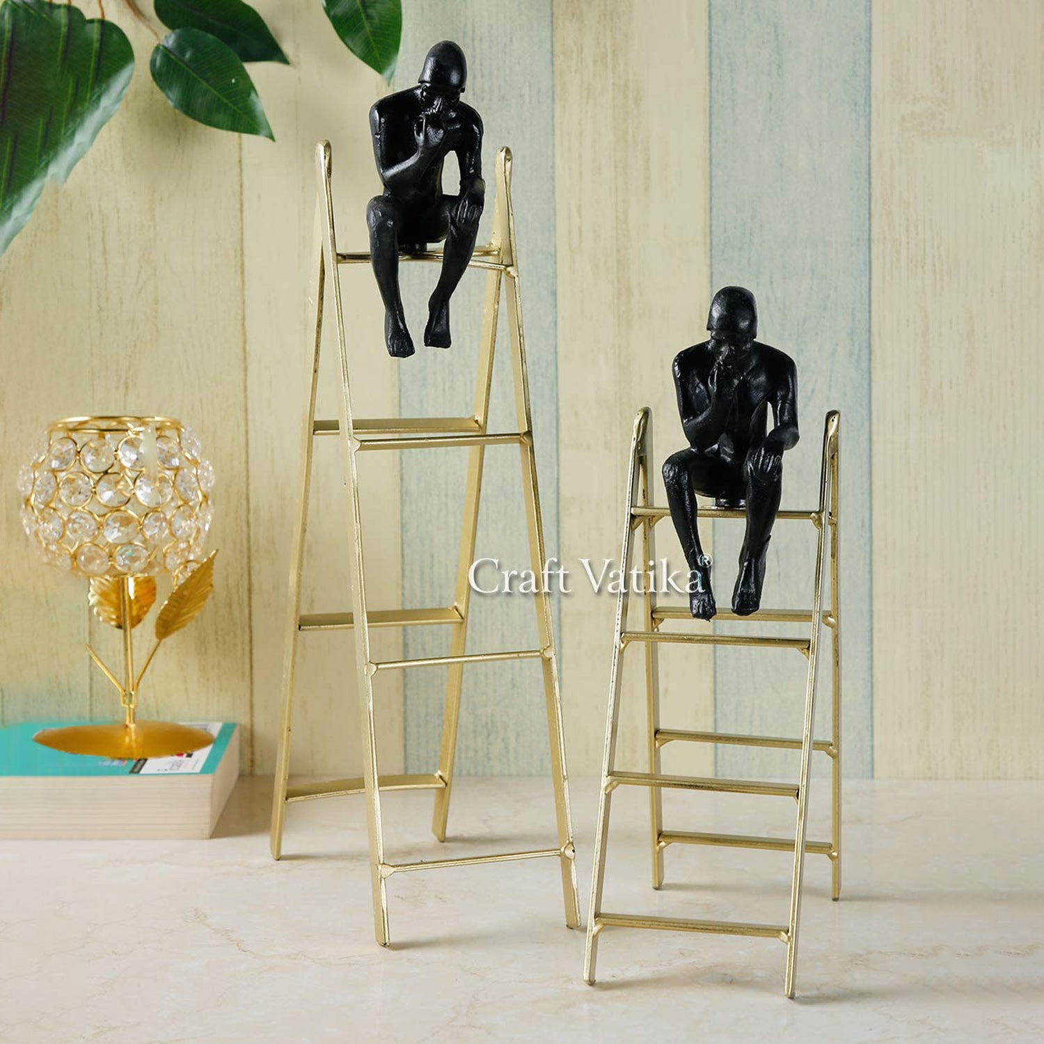Set of 2 Thinking Men Decorative Sculpture Metal Showpiece